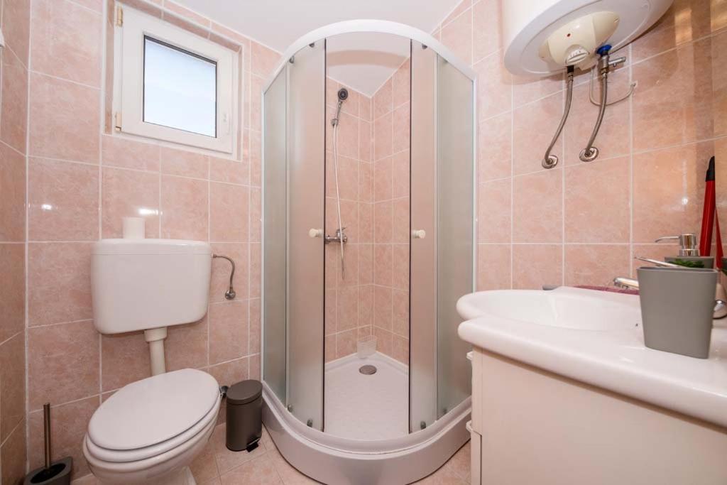 Apartmani Luka Banjol Exterior photo