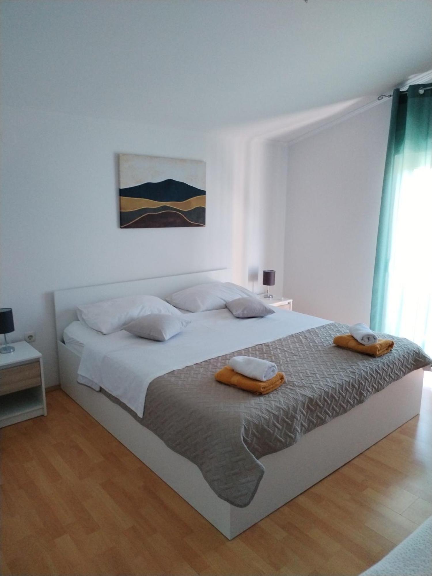 Apartmani Luka Banjol Room photo